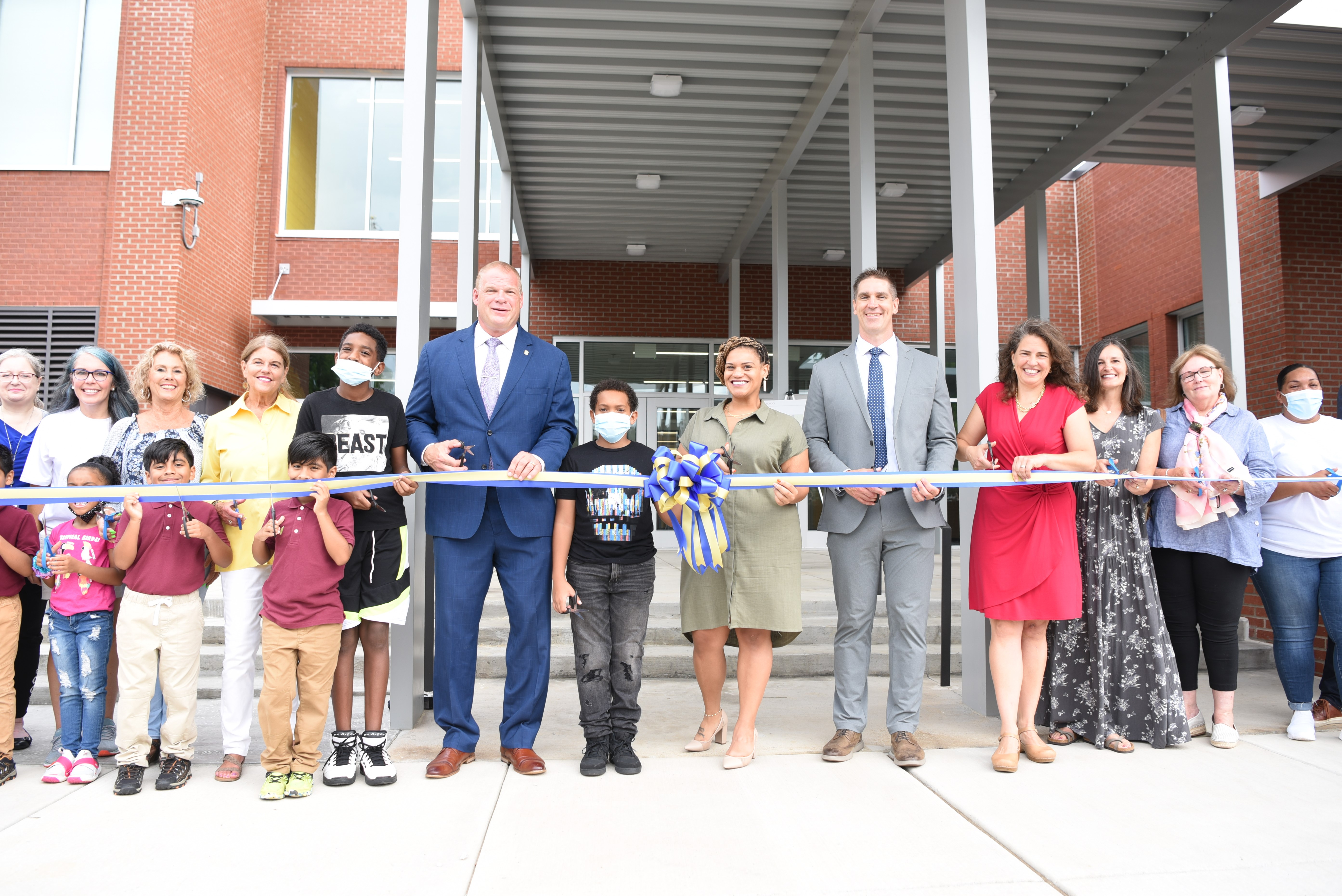 District Celebrates Ribbon-Cutting For New Lonsdale Elementary
